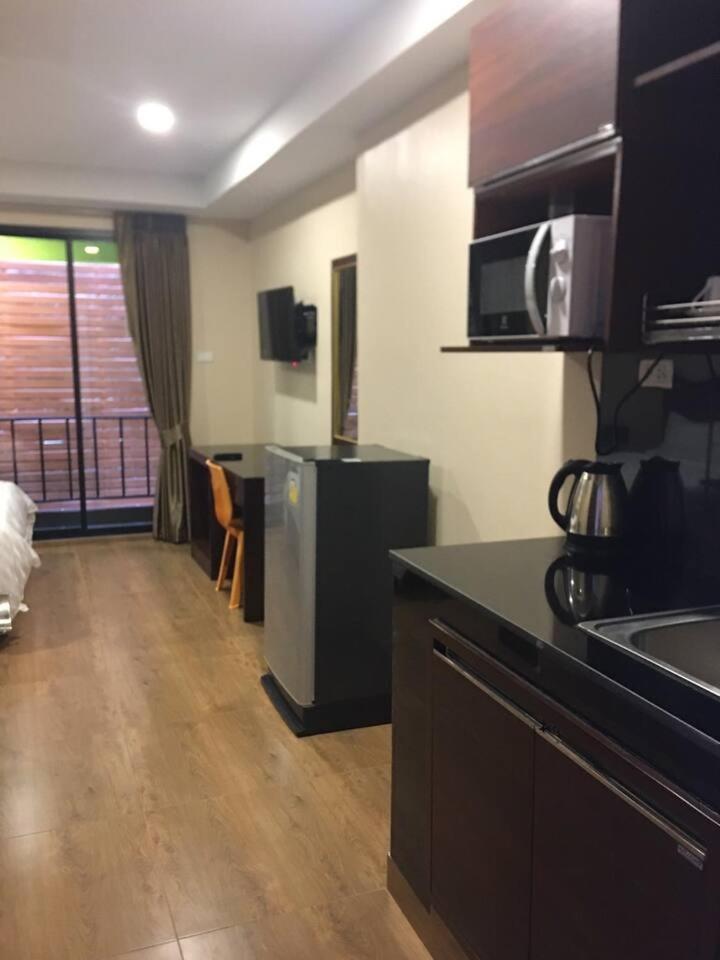Apartamento Smyrna Pattaya Exterior foto