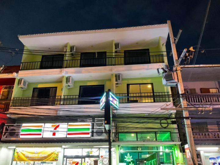 Apartamento Smyrna Pattaya Exterior foto